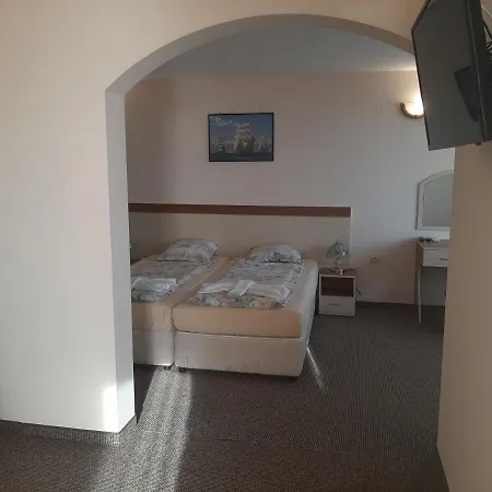 Отель Orchidea 3*